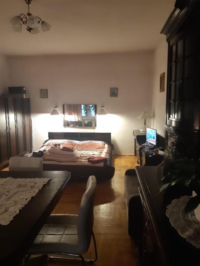 クラクフFlorianska Old Townアパートメント エクステリア 写真